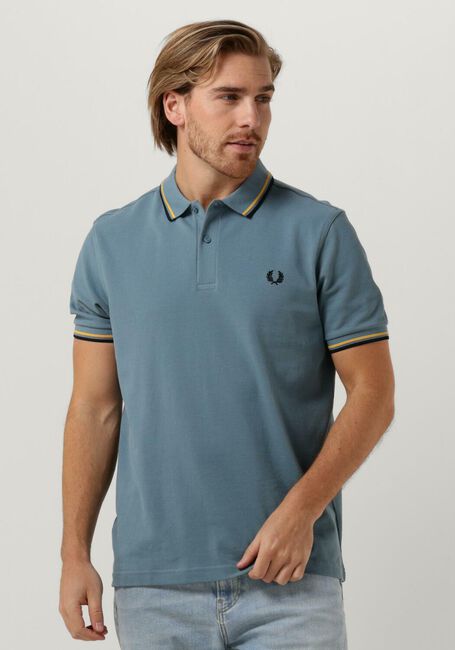 Hellblau FRED PERRY Polo-Shirt TWIN TIPPED FRED PERRY SHIRT - large