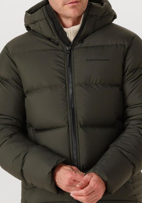 Dunkelgrün PEAK PERFORMANCE Wattierte Jack M RIVEL DOWN JACKET - large