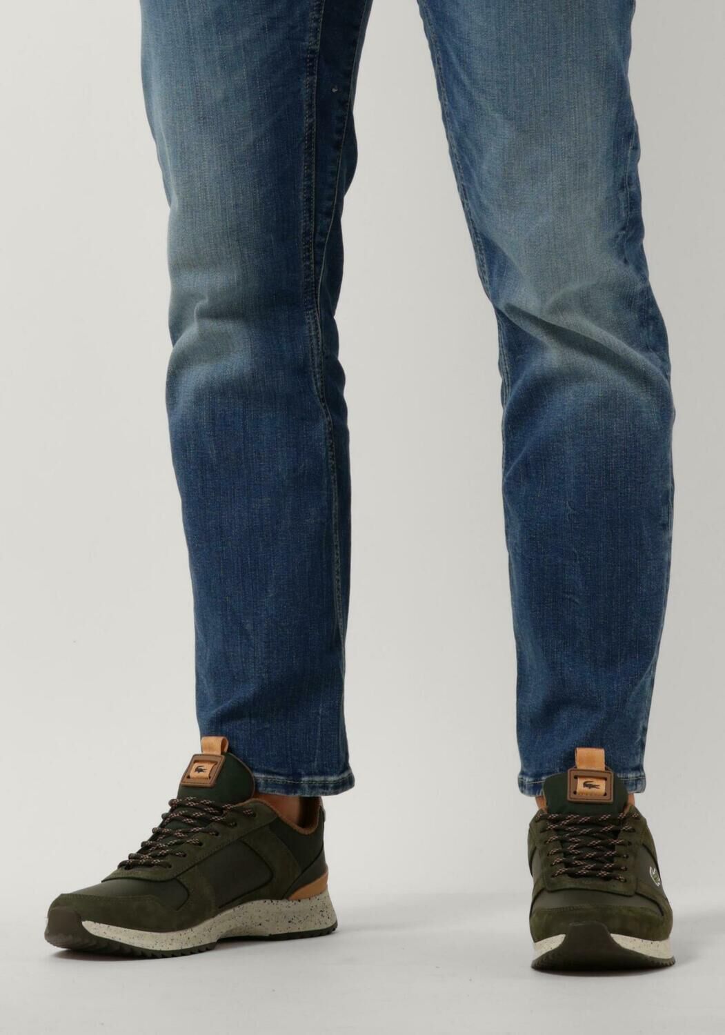 Lacoste joggeur 2.0 on sale
