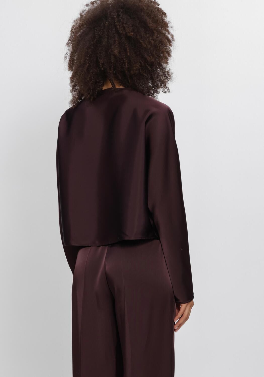 Bordeaux DANTE6 Top LEIVA BOLD SATIN BUTTON DETAIL TOP - large