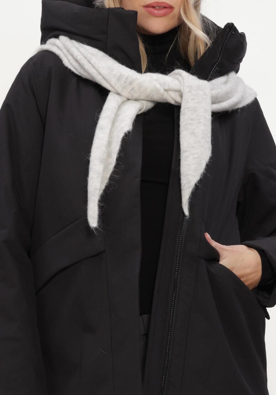 Schwarze ELVINE Jack ALISSA - large