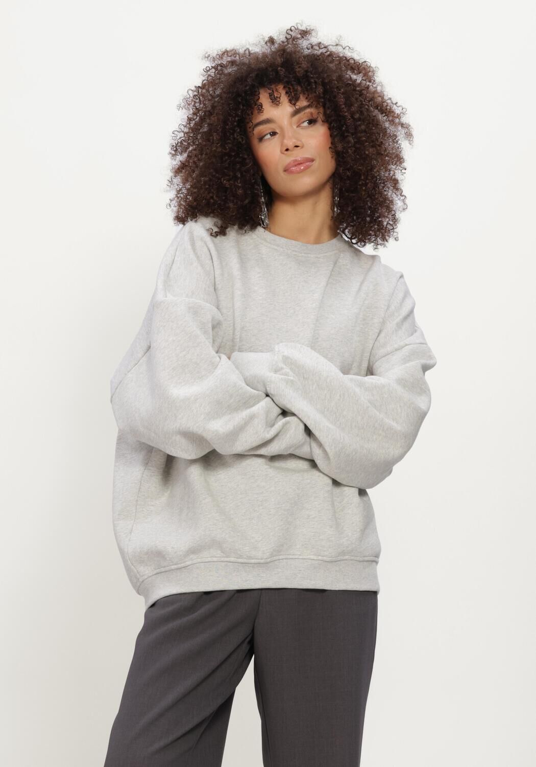 Hellgrau STUDIO AMAYA Sweatshirt MATCHA SWEATER - large