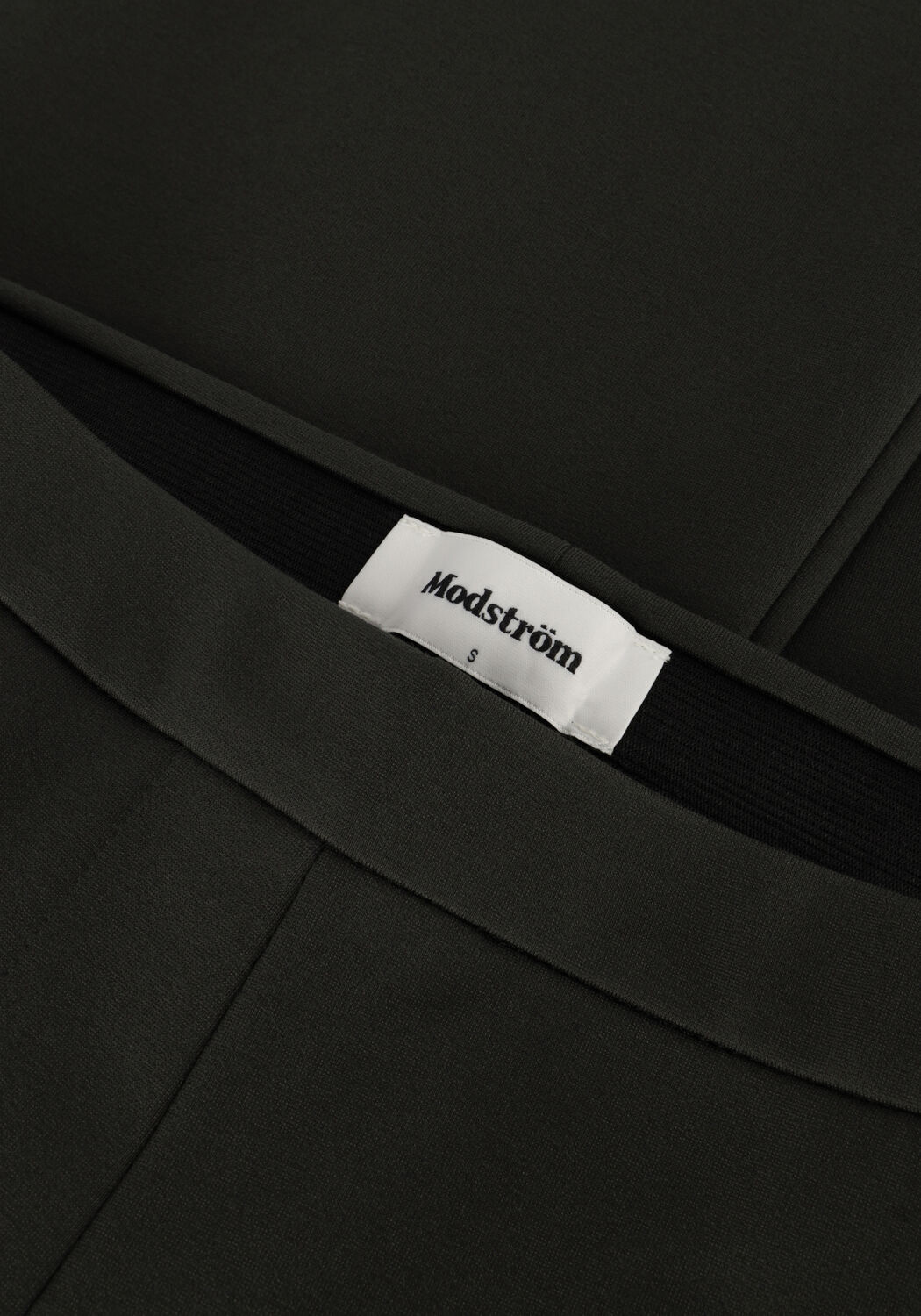 Gr&uuml;ne MODSTR&Ouml;M Schlaghose TANNY FLARE PANTS - large