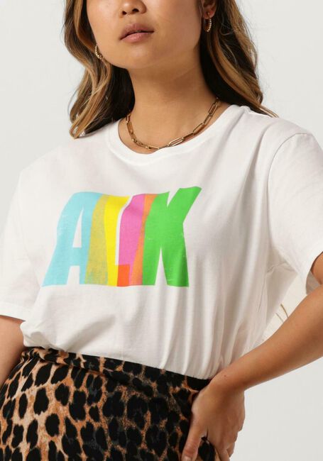 Weiße ALIX THE LABEL T-shirt LADIES KNITTED COLOURED ALIX T-SHIRT - large