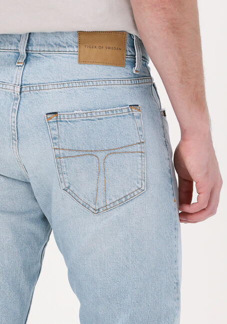 Hellblau TIGER OF SWEDEN Slim fit jeans PISTOLERO - large