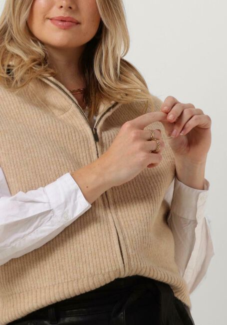Camelfarbene KNIT-TED Spencer MACE - large