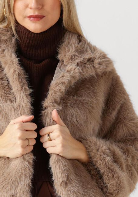 Sand MY ESSENTIAL WARDROBE Fake-Fur-Jack ALEXAMW FUR JACKET - large