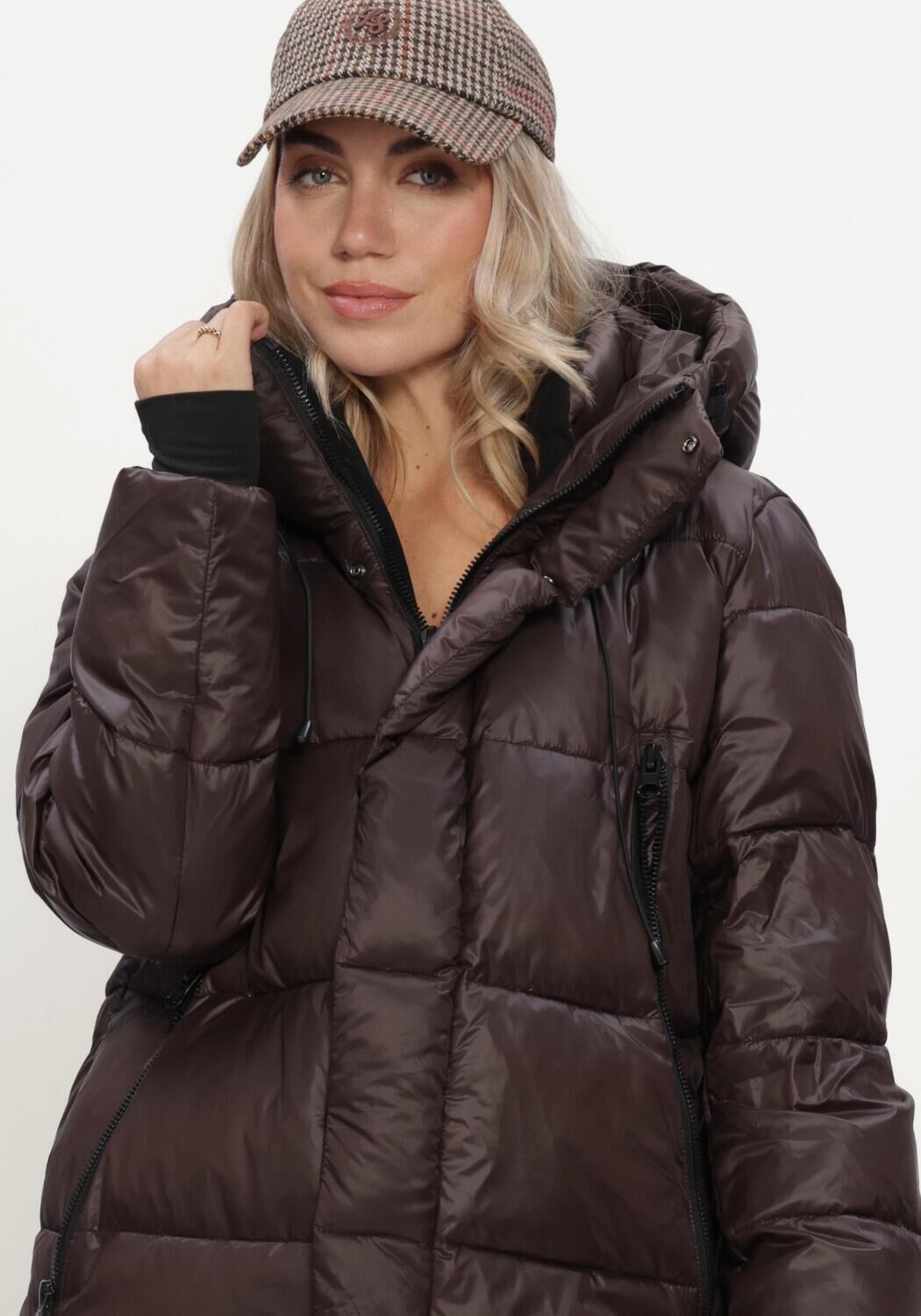 Braune WITHBLACK Wattierte Jack WBLABBY 3/4 DOWN JACKET - large
