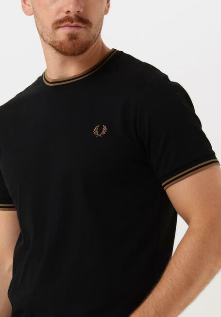 Schwarze FRED PERRY T-shirt TWIN TIPPED T-SHIRT - large