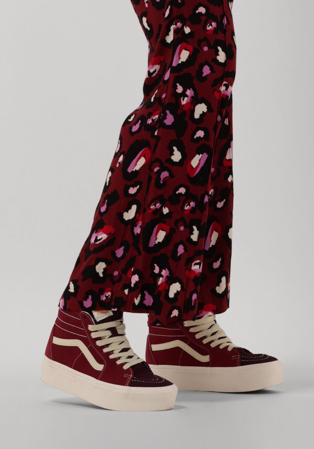 Vans bordeaux sk8 on sale