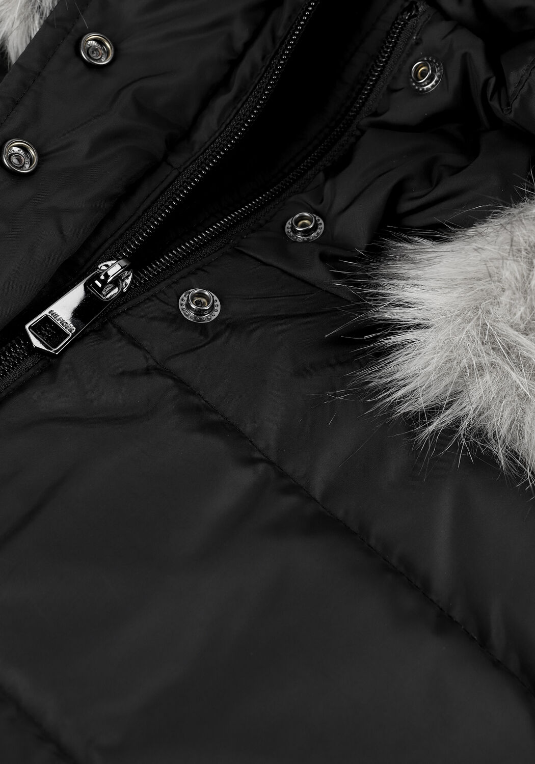 Schwarze TOMMY HILFIGER Wattierte Jack TH ESS TYRA DOWN JKT WITH FUR - large