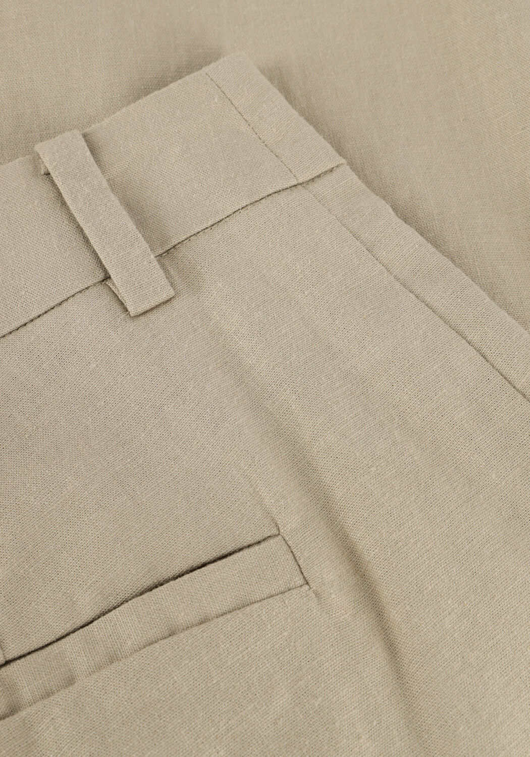 Gr&uuml;ne GESTUZ Hosen GZIZZA LINEN MW SHORT - large