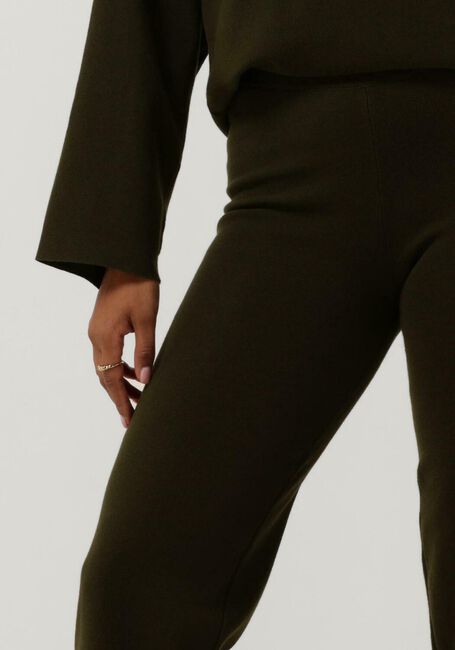Dunkelgrün ANOTHER LABEL Hose VARIT KNITTED PANTS - large