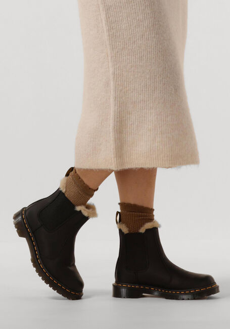 Schwarze DR MARTENS Winterstiefel 2976 LEONORE - large