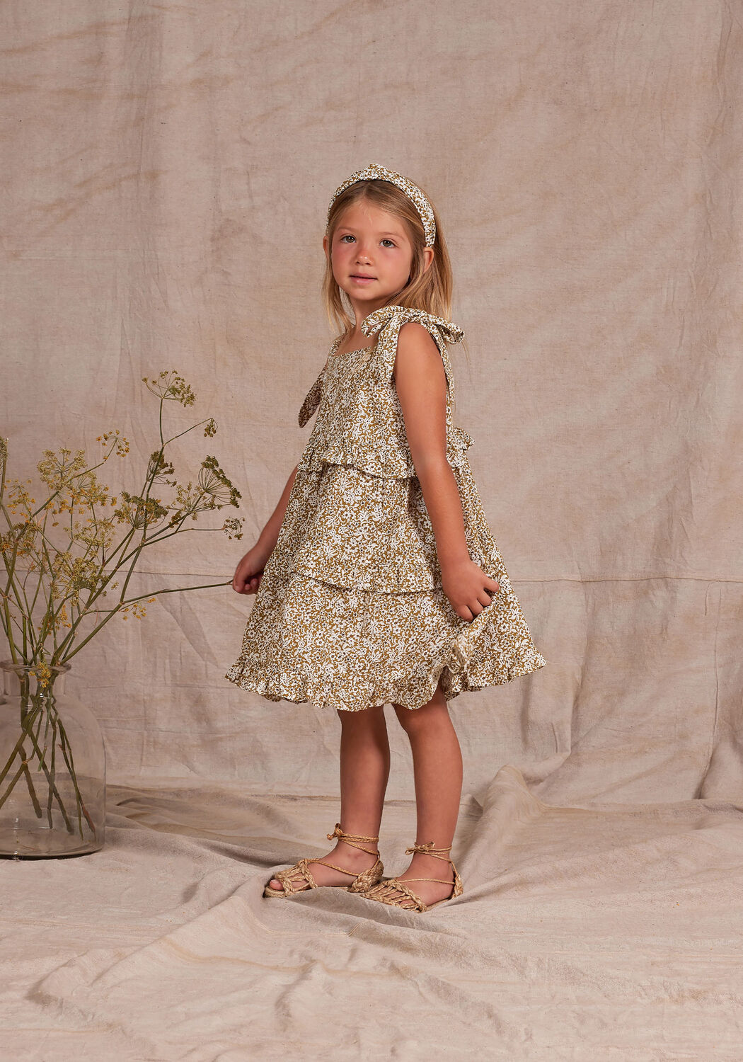 Beige RYLEE + CRU Minikleid RUFFLED SWING DRESS - large