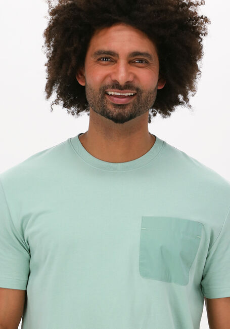 Grüne SELECTED HOMME T-shirt SLHRELAXARVID SS O-NECK - large