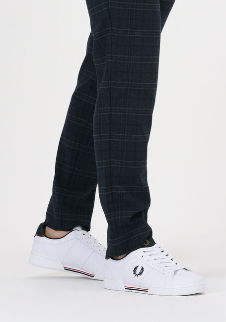 Weiße FRED PERRY Sneaker Low B1252 - large