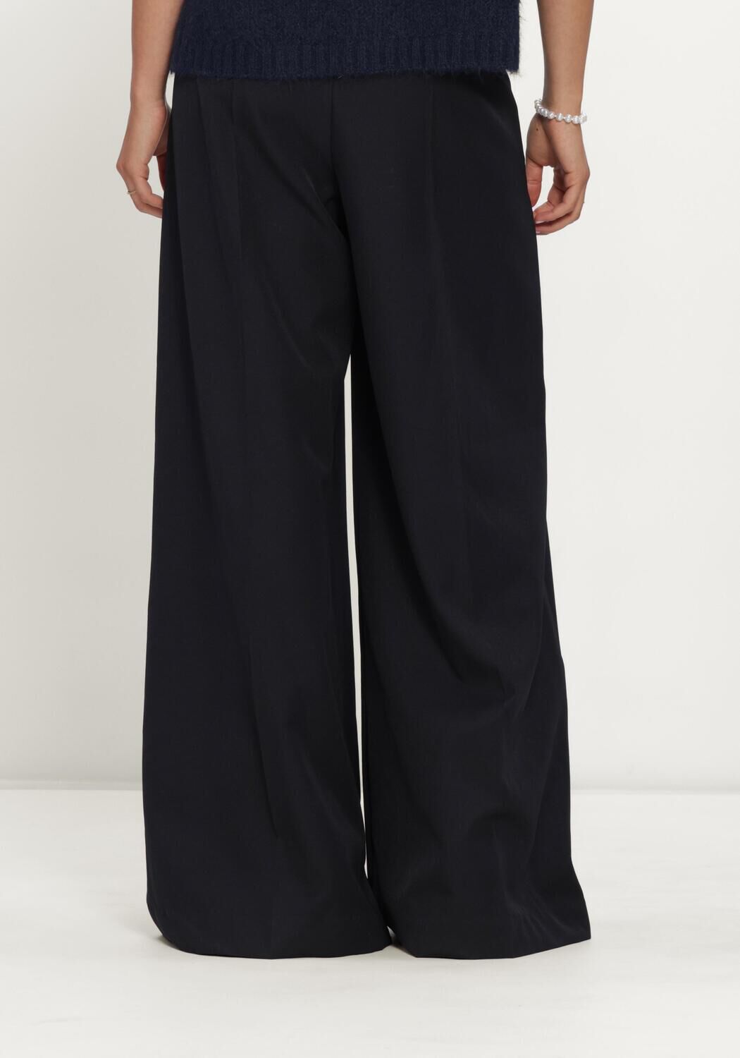 Schwarze NOTRE-V Weite Hose NV-IRINA - large