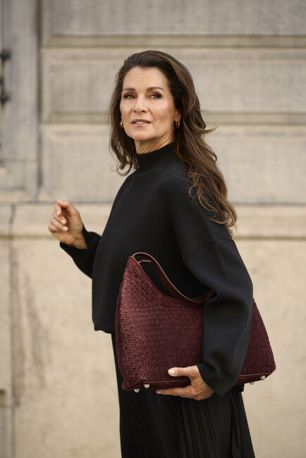 Bordeaux OMODA ATELIER Umh&auml;ngetasche OM-MADAME J. X QUINTY - large