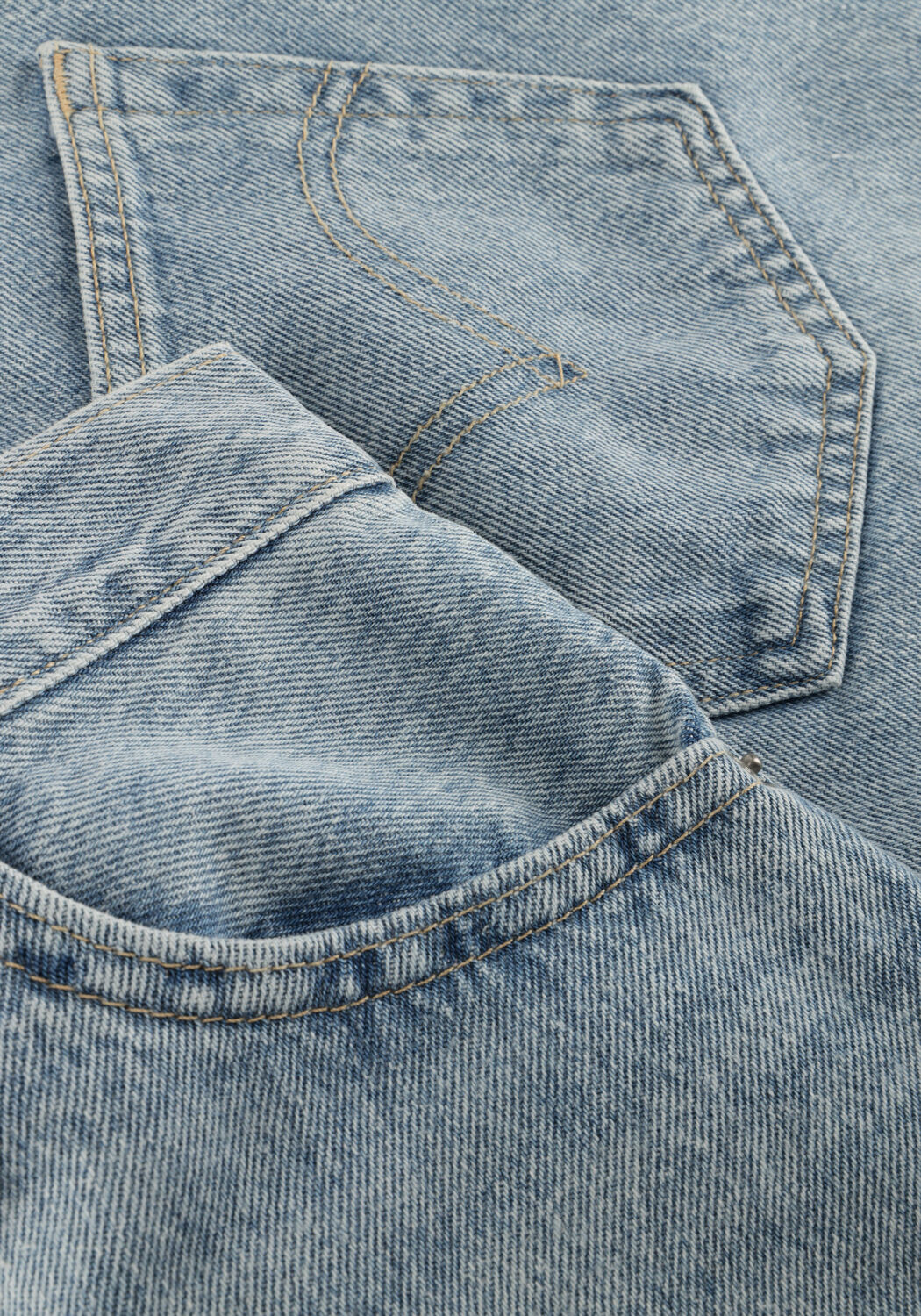 Hellblau LEVI'S Kurze Hosen HIGH BAGGY SHORT FAR AND WIDE - large