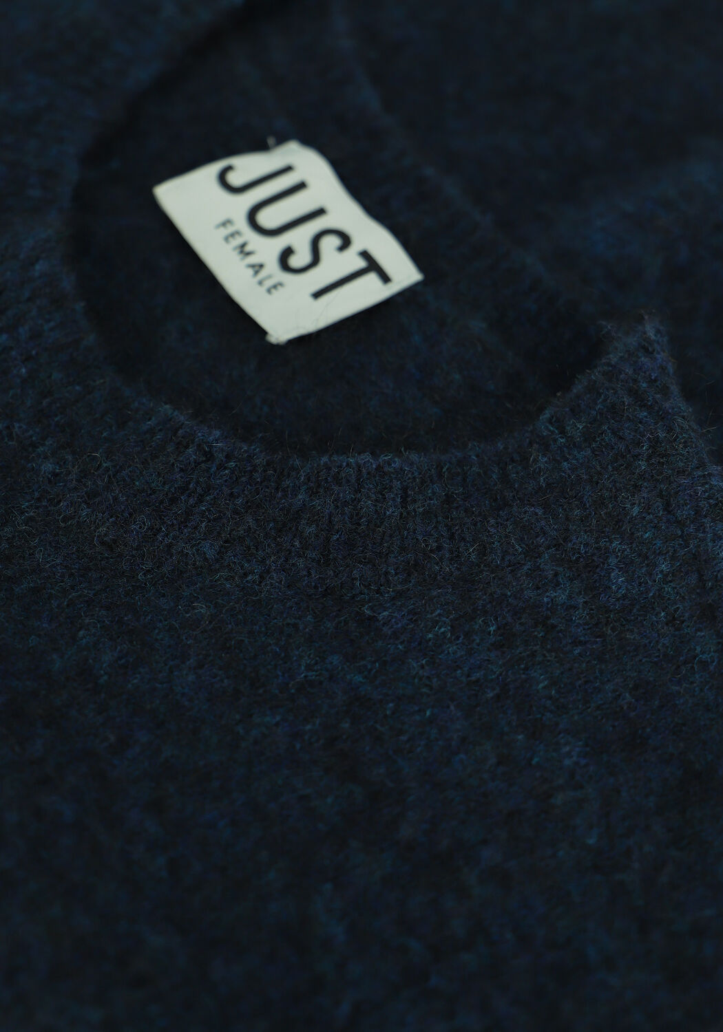 Blaue JUST FEMALE Spencer COLDY KNIT VEST - large