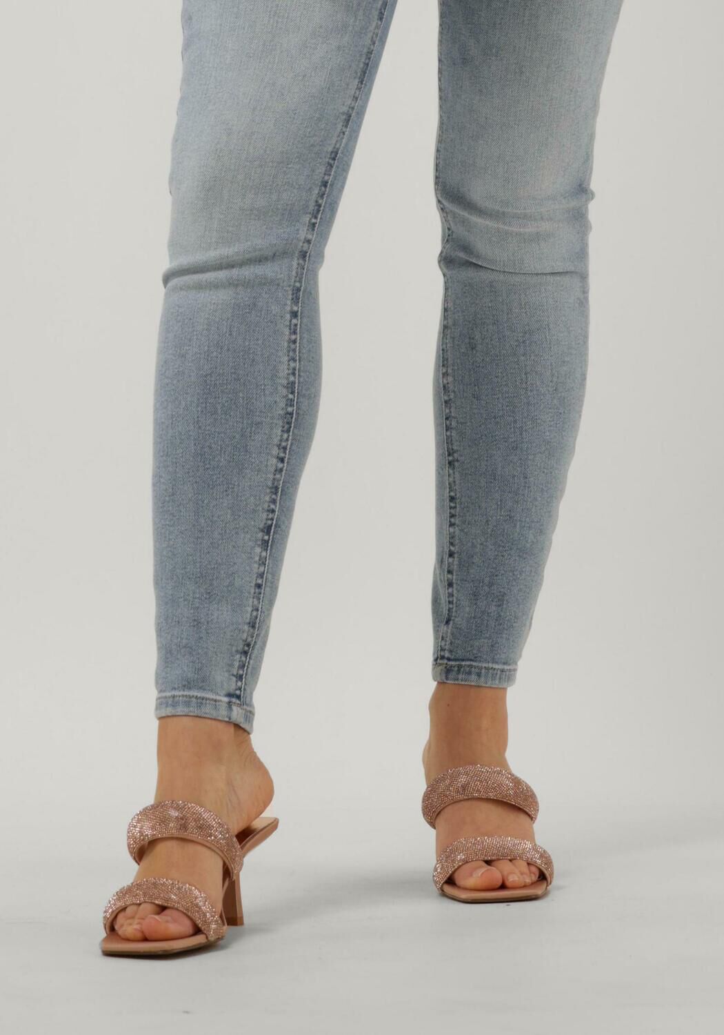 Rosane STEVE MADDEN Mules TOP-NOTCH - large