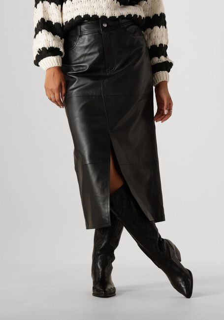 Schwarze Y.A.S. Maxirock YASMINA HW LEATHER LONG SKIRT - large