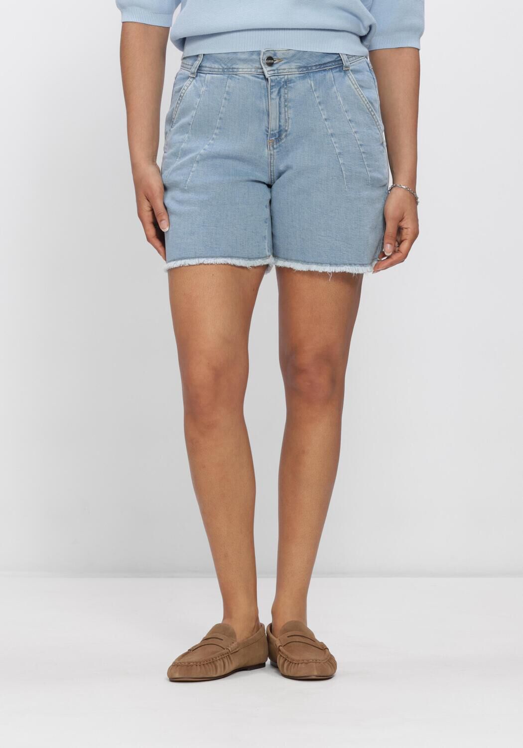 Hellblau NUKUS Kurze Hosen TANYA SHORT RUFFLE - large