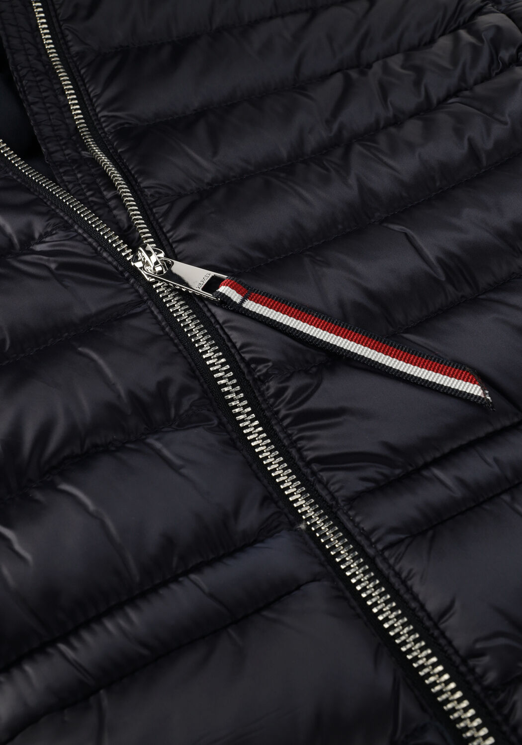 Dunkelblau TOMMY HILFIGER Wattierte Jack FEMININE LW DOWN JACKET - large