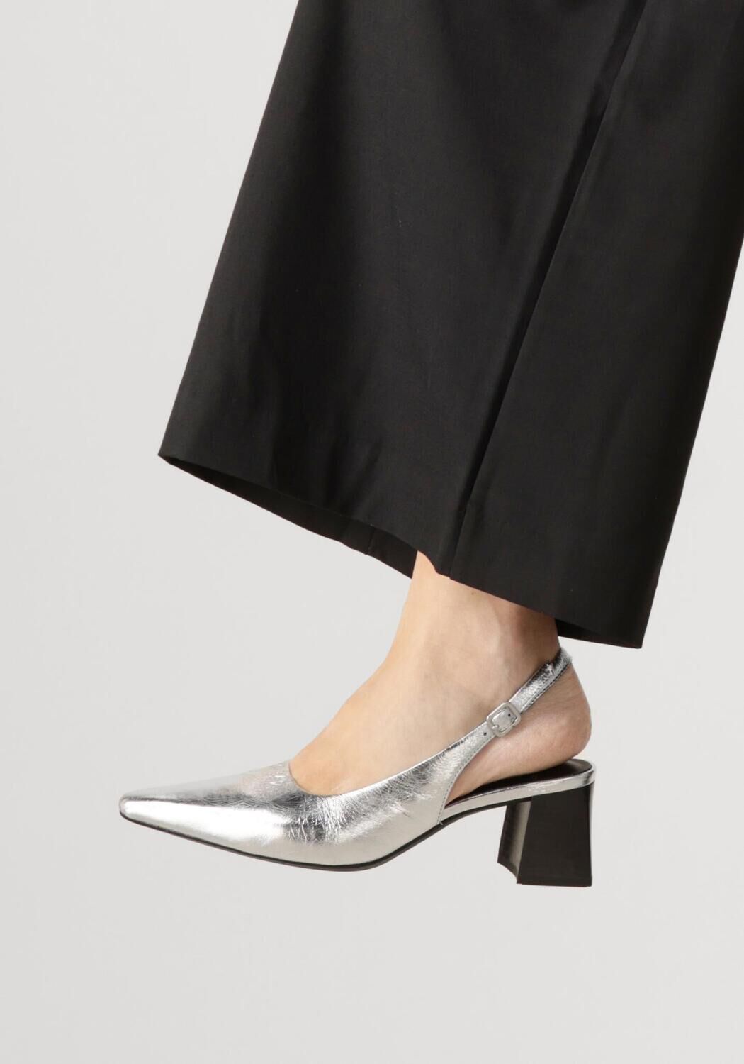 Silberne VAGABOND SHOEMAKERS Slingbacks ALTEA 5740 - large