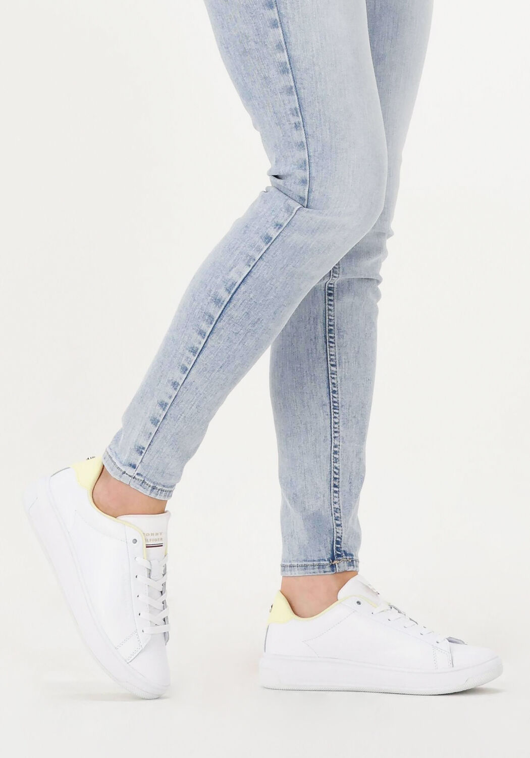 Wei&szlig;e TOMMY HILFIGER Sneaker Low LOWCUT CUPSOLE - large