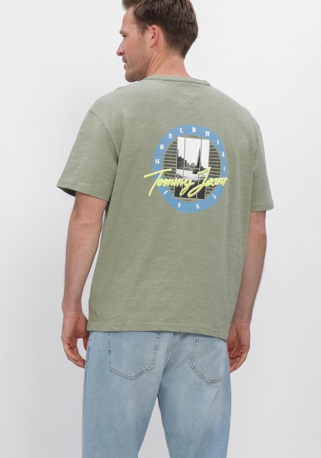 Gr&uuml;ne TOMMY JEANS T-shirt TJM RLX NOVELTY SS TEE - large