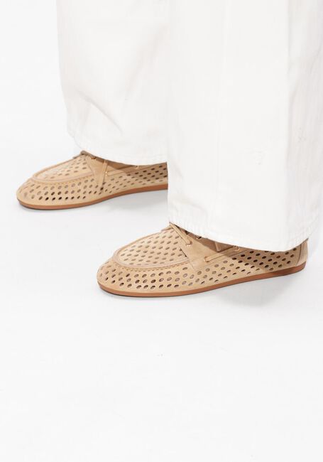 Beige TORAL Schn&uuml;rschuhe KARMEL - large