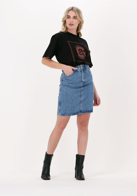 Schwarze GESTUZ T-shirt GISA SOLID TEE - large