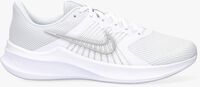 Weiße NIKE Sneaker low DOWNSHIFTER 11 - medium