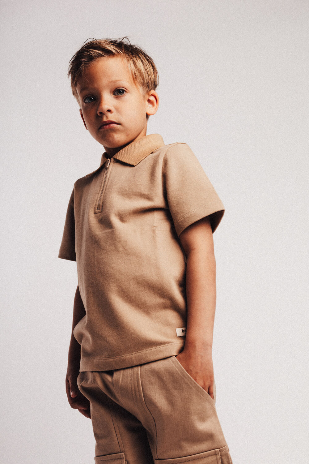 Taupe BAJE STUDIO Polo-Shirt HERVAS - large