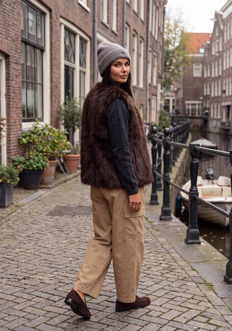 Braune BY-BAR Gilet MONA FAUX FUR GILET - large