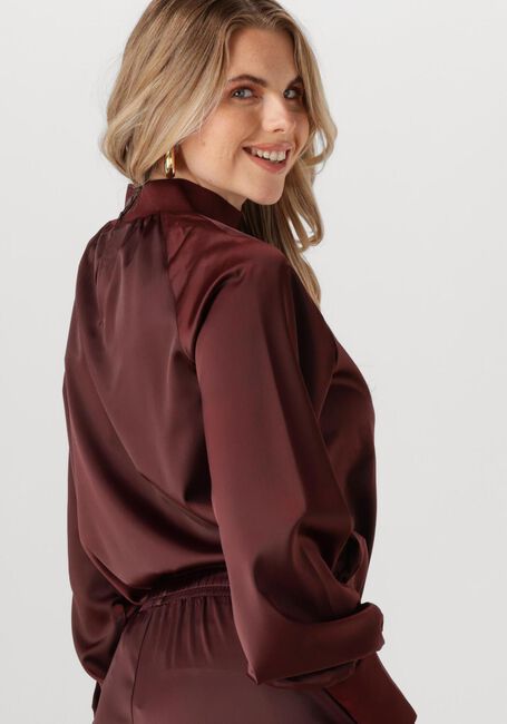 Braune Y.A.S. Blusen YASPELANA LS TOP - large