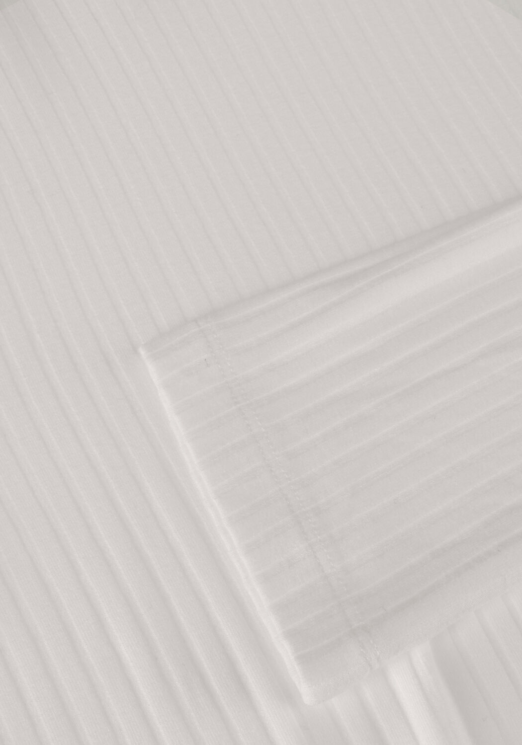 Wei&szlig;e EDITED Tops & T-shirts MANON LONGSLEEVE - large