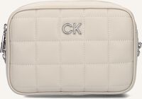 Taupe CALVIN KLEIN Umhängetasche RE-LOCK QUILT CAMERA BAG Taupe CALVIN KLEIN Umhängetasche RE-LOCK QUILT CAMERA BAG - medium