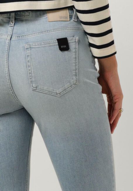 Hellblau DRYKORN Flared jeans FAR - large
