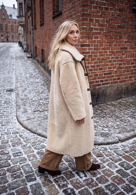 Beige WITHBLACK Teddy-Jacke WBLDAJANA PILE COAT - large