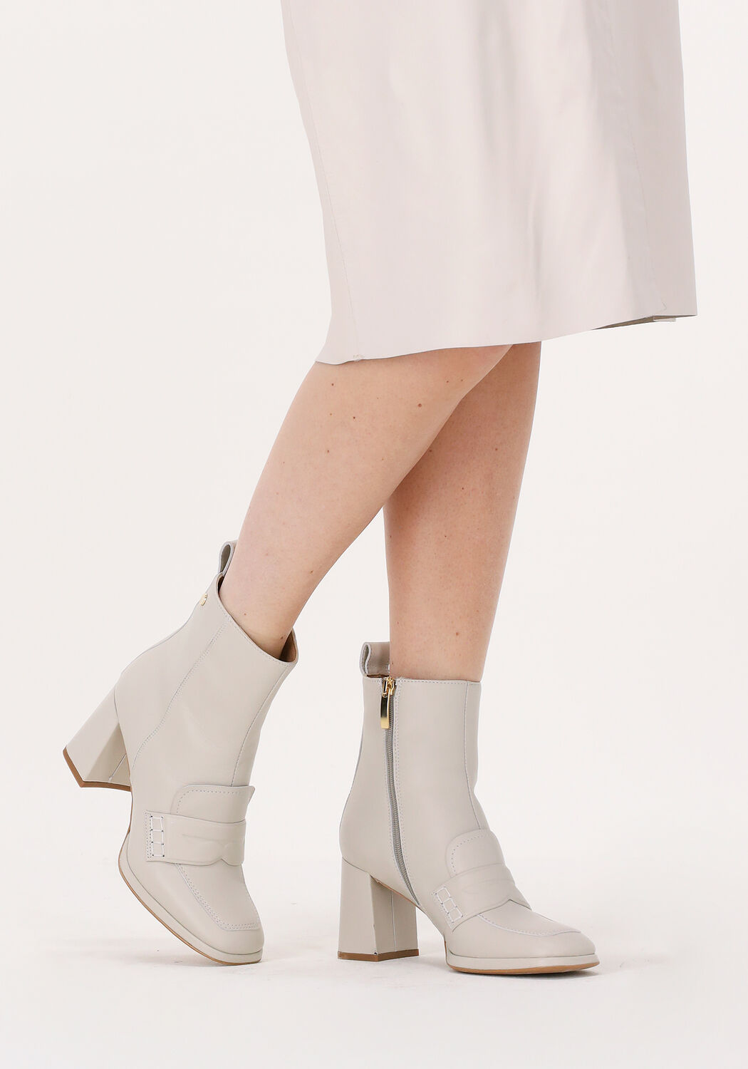 Wei&szlig;e NOTRE-V Stiefeletten AO174 - large