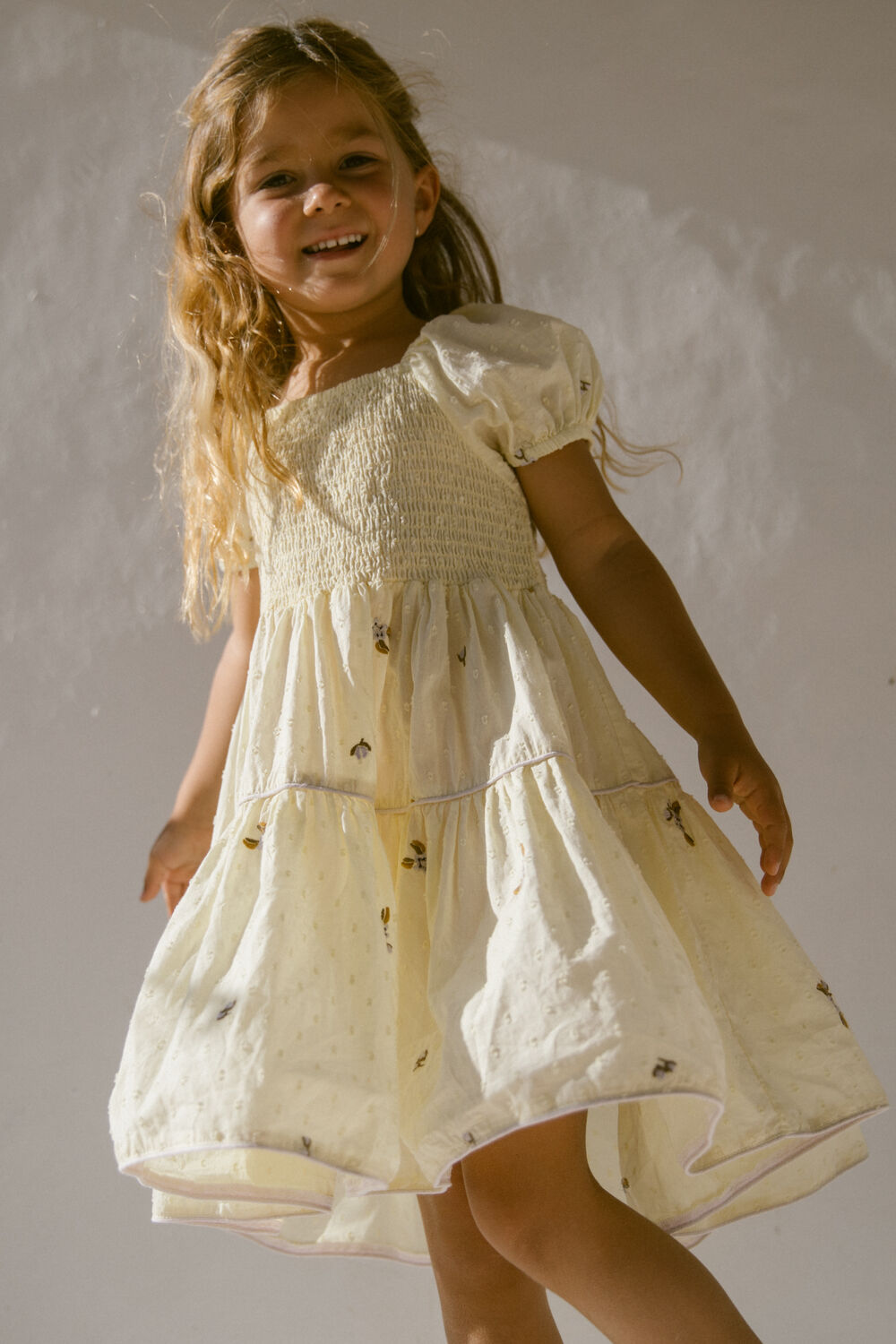 Gelbe MARMAR COPENHAGEN Midikleid DYMAN - large