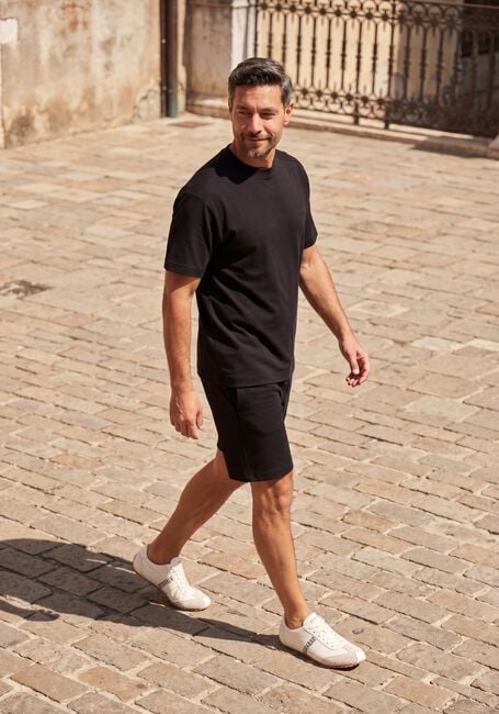 Schwarze GENTI Kurze Hose SHORT SS 1227 - large