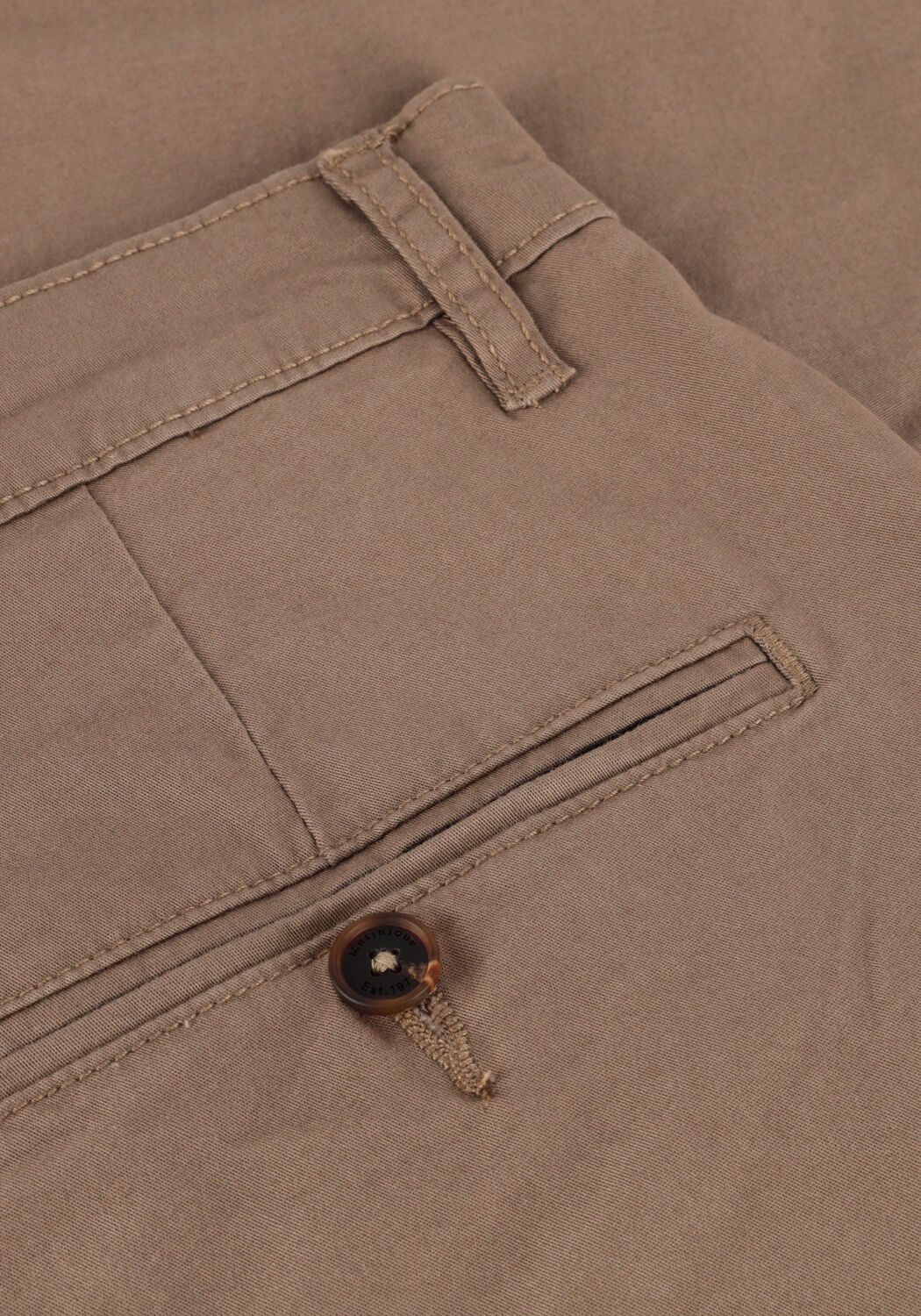 Beige MATINIQUE Kurze Hose MATHOMAS SHORT - large