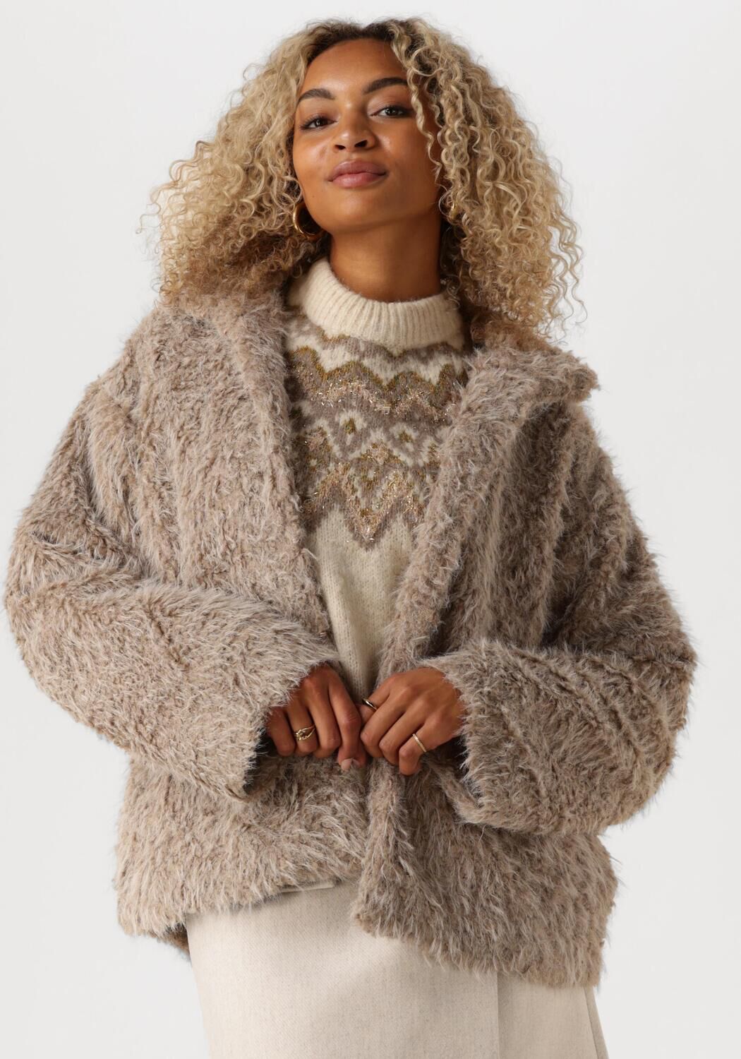 Beige Y.A.S. Fake Fur Jack YASTEDSY JACKET Omoda