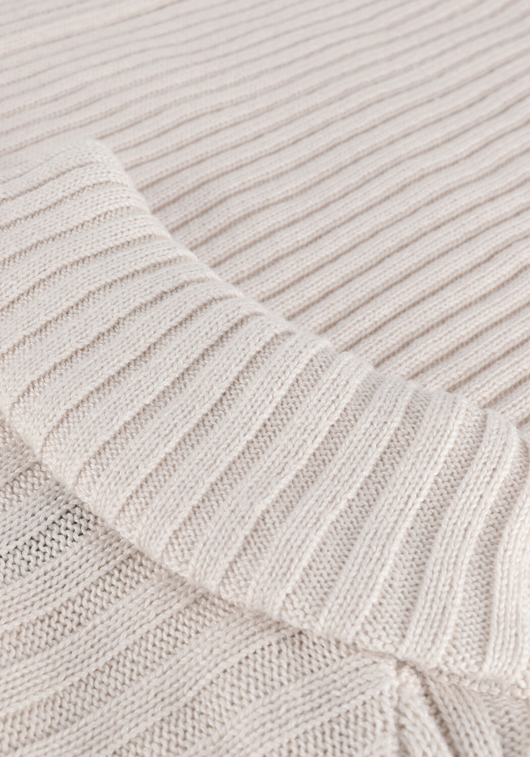 Nicht-gerade weiss Y.A.S. Midikleid YASMAVI LS KNIT ROLL-NECK - large