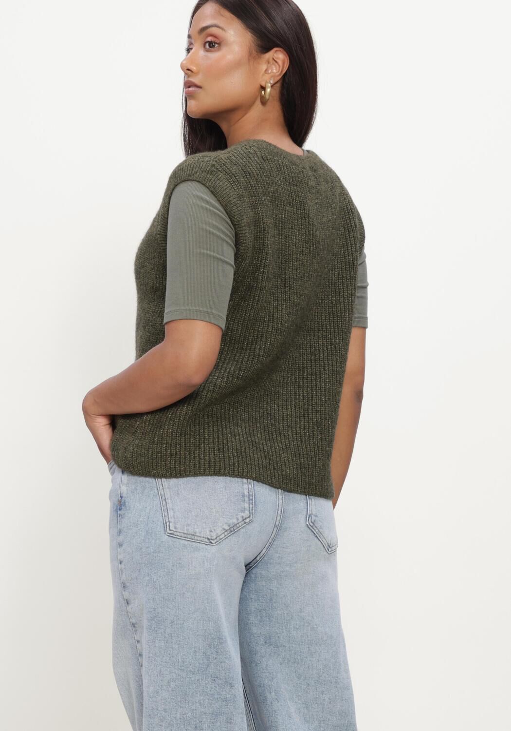 Gr&uuml;ne MODSTR&Ouml;M Strickjacke CRISMD VEST - large