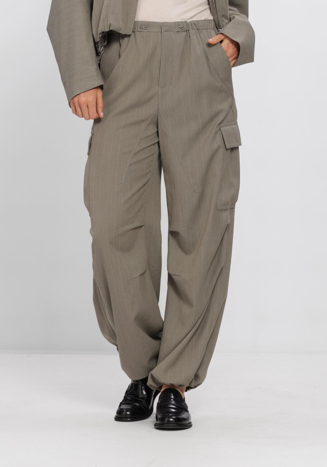 Taupe WITHBLACK Cargohosen WBLANNA STRIPE TRACK PANT - large